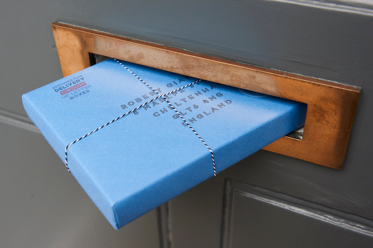 Luxury Christmas Letter Box Hamper with Gin & Milk Chocolate truffles